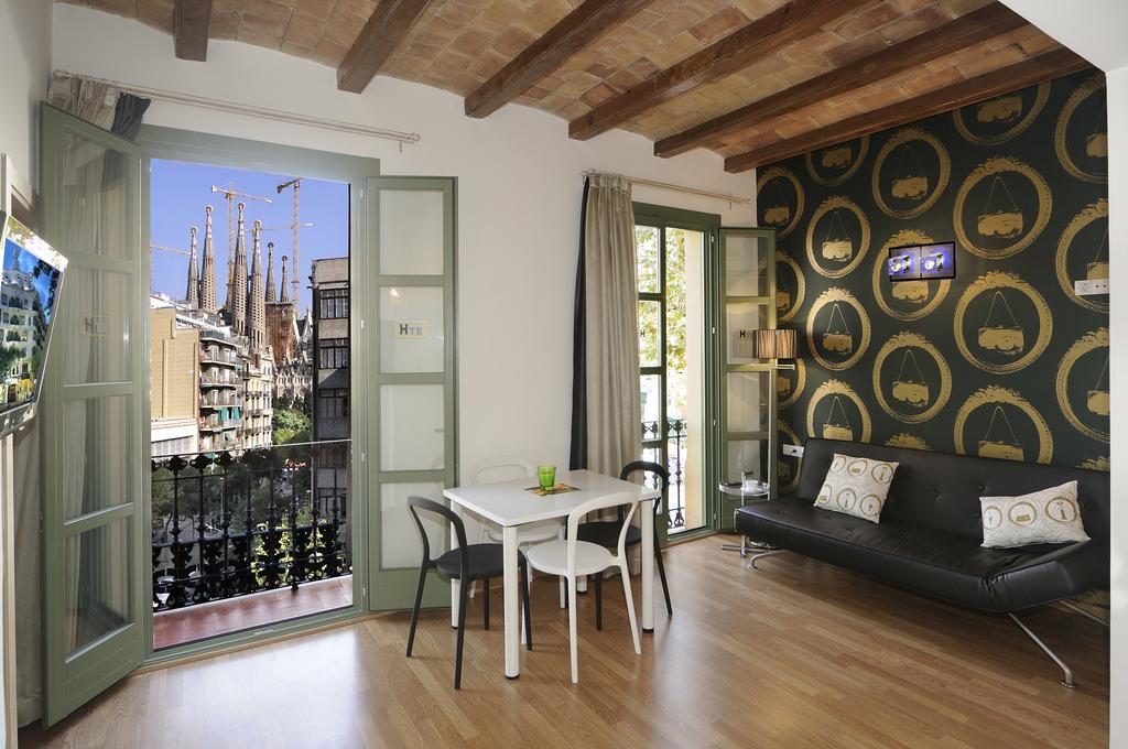 Apart-suites Hostemplo Barcellona